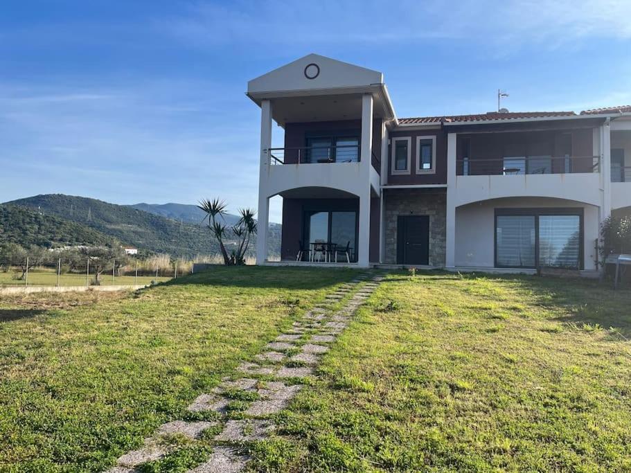 Villa Chiliadou Хилиаду Екстериор снимка